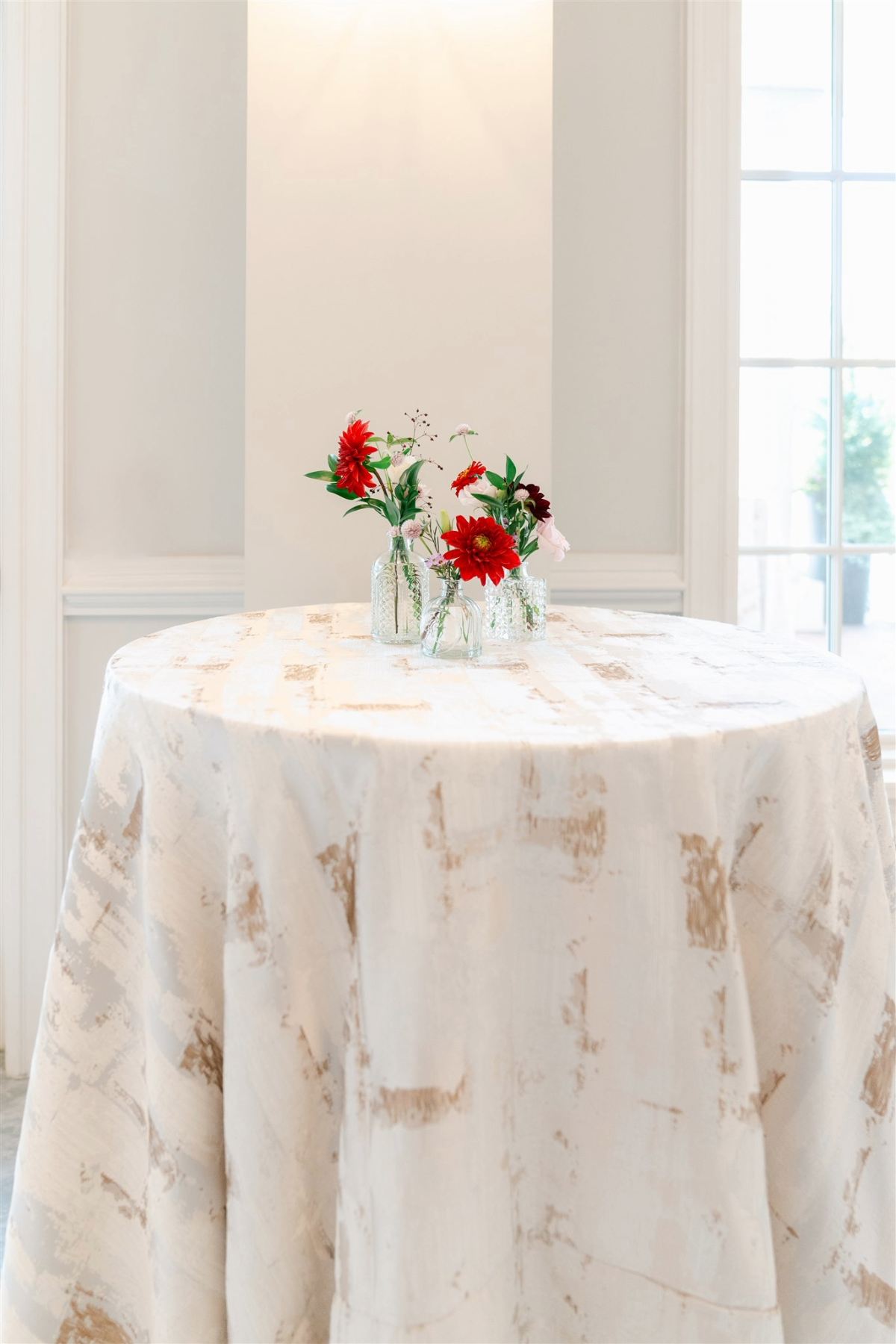 Jacquard London Ivory Gold - Curated Linen Collection Jacquard London Ivory Gold