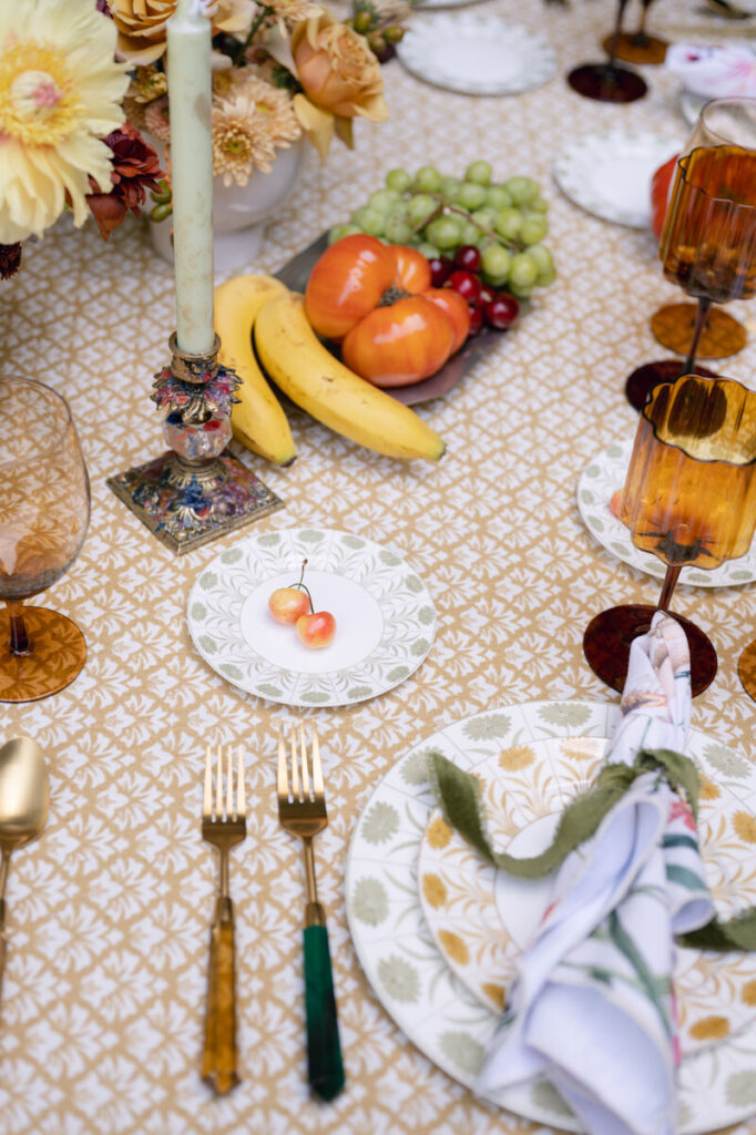 Sawyer Gold Linen Dragonfly Garden Napkin